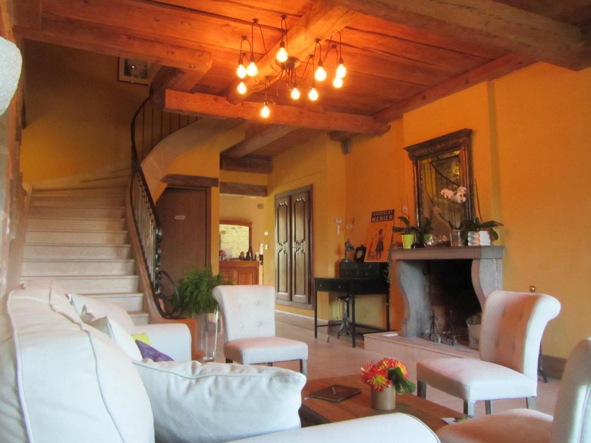 Le Relais Des Deux Tours Bed & Breakfast Bremondans Exterior photo